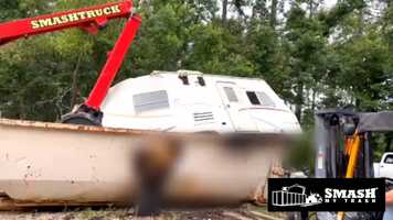 Free download Alabama Camper Smash video and edit with RedcoolMedia movie maker MovieStudio video editor online and AudioStudio audio editor onlin