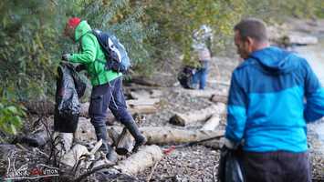 Free download Bregenz - 19.10.19 - 2. Grosse Around The Bodensee CleanUp - sterreich - Traumhafte Natur in Neuamerika video and edit with RedcoolMedia movie maker MovieStudio video editor online and AudioStudio audio editor onlin