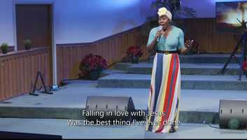 Free download Falling In Love With Jesus (LIVE) video and edit with RedcoolMedia movie maker MovieStudio video editor online and AudioStudio audio editor onlin