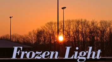 Free download Frozen Light - A musical clip video and edit with RedcoolMedia movie maker MovieStudio video editor online and AudioStudio audio editor onlin