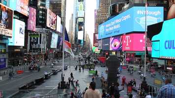 Free download Times Square - Red Steps | GLE (Global Live Eye) video and edit with RedcoolMedia movie maker MovieStudio video editor online and AudioStudio audio editor onlin