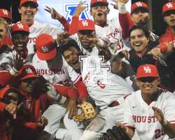 Free download University of Houston Baseball Red v White Game video and edit with RedcoolMedia movie maker MovieStudio video editor online and AudioStudio audio editor onlin